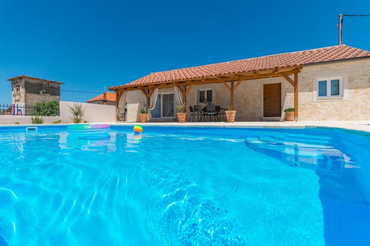 Holiday House Barba - Vrana Pakostane Exterior photo
